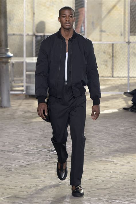 givenchy jesus is back|Givenchy Spring 2016 Menswear Collection .